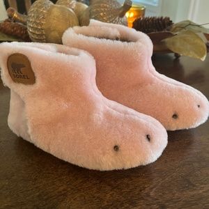 Pink Sorel Bear Paw Slippers | Size 10 (toddler)